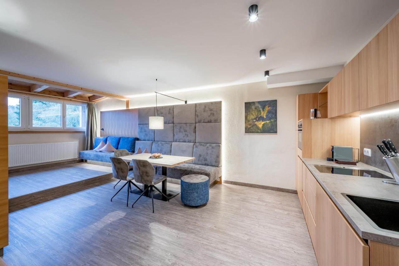Hotel Andy 4 Sterne Superior Йерценс Екстериор снимка